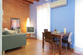 Апартаменты "Медитеранео" в Барселоне